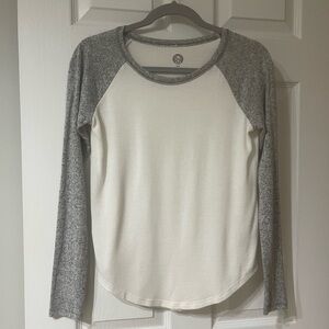 SO White & Gray Long Sleeve XXS